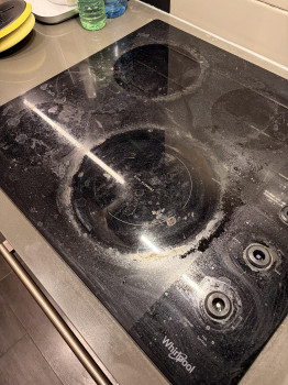 Polishing glass-ceramic plates