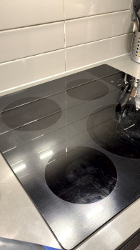 Polishing glass-ceramic plates