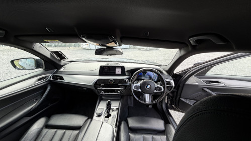 BMW 530e. M Sport