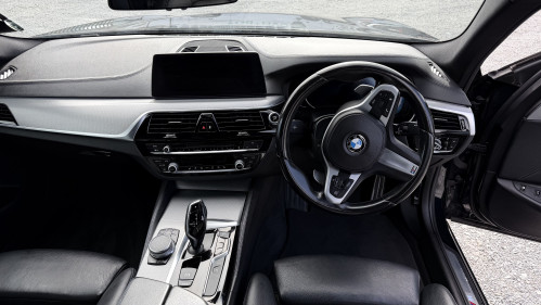 BMW 530e. M Sport