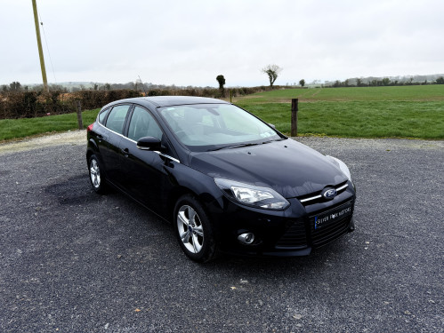 Car Ford Focus 1.6 TDCI 115 PS Zetec Hatchback