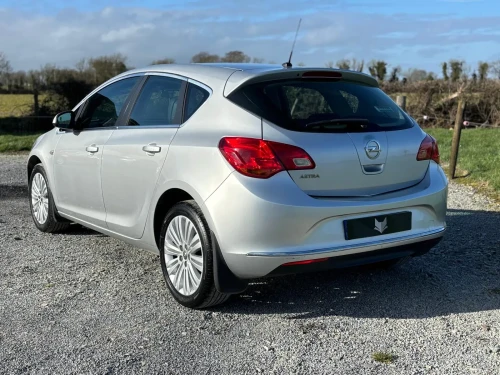 Opel Astra 2015